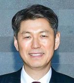 최일
